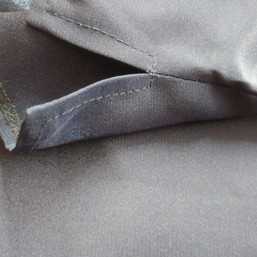 Berkertex 22 Dark Navy Sleeveless Satin Shell Top Plus - Picture 9 of 9